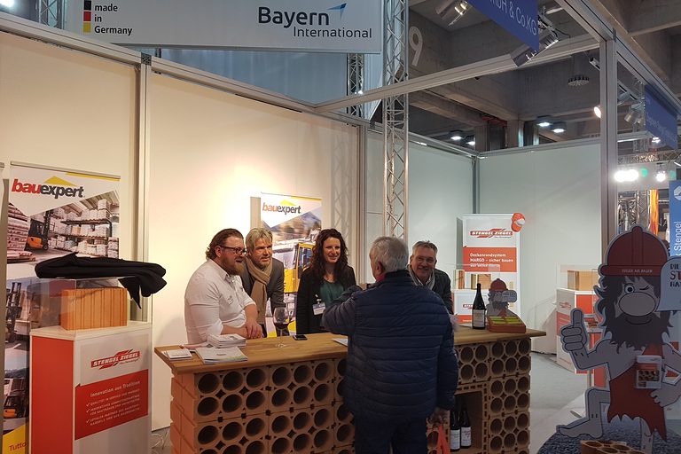 Bayerischer Gemeinschaftsstand auf der Klimahouse in Bozen