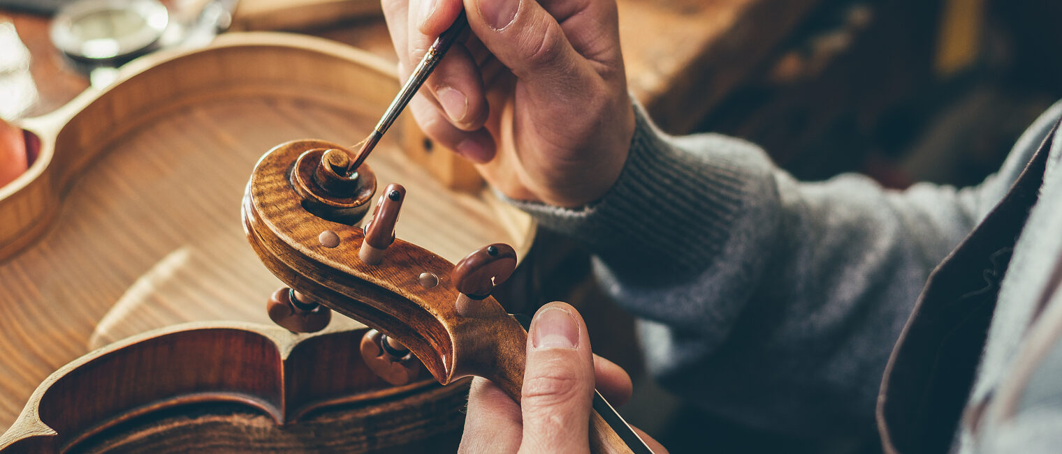 Handwerk, Musikinstrumente, Geschäftsparntersuche, Geschäftskontakte, Unternehmerreisen